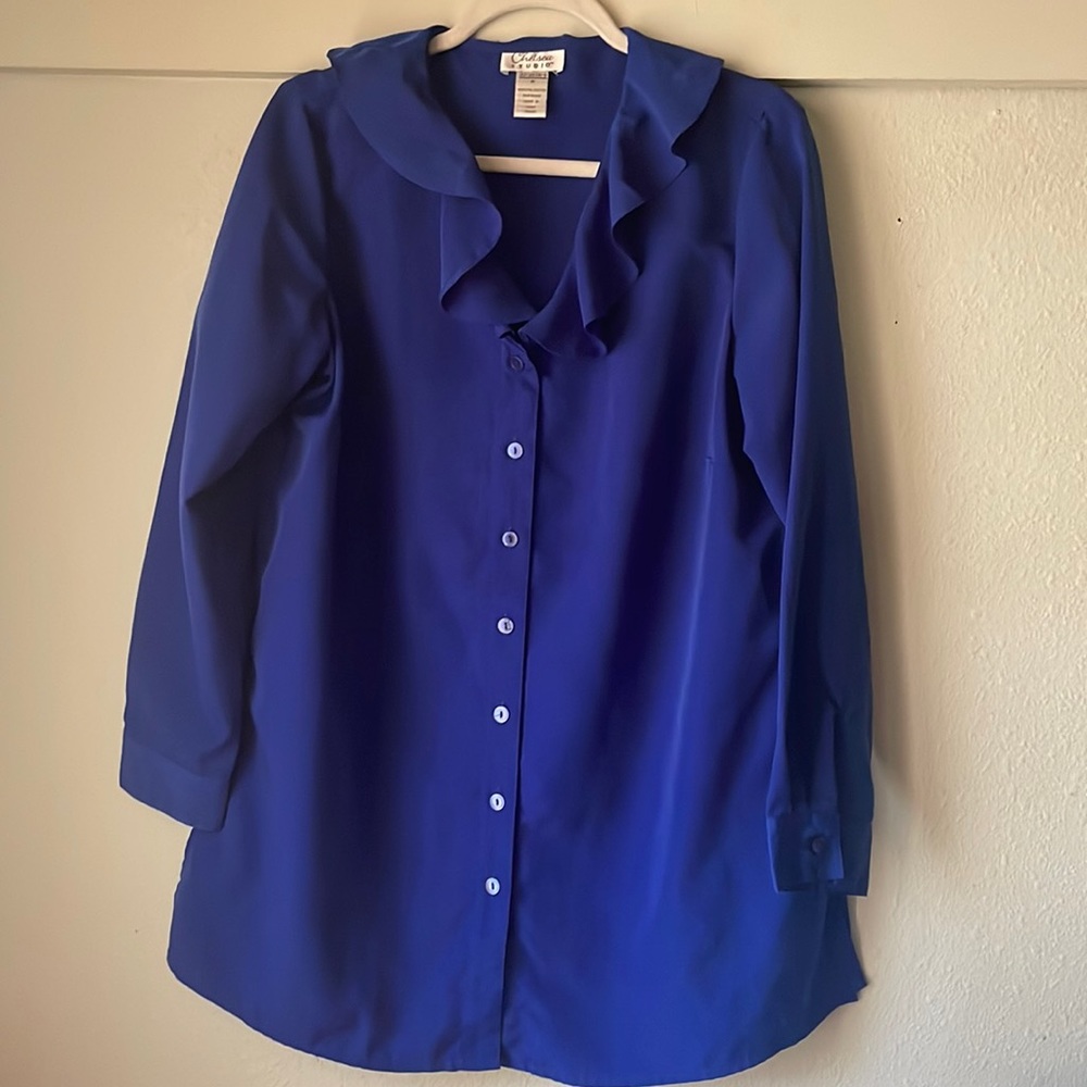 Vintage Chelsea Studio blue polyester ruffled long sleeve button down shirt